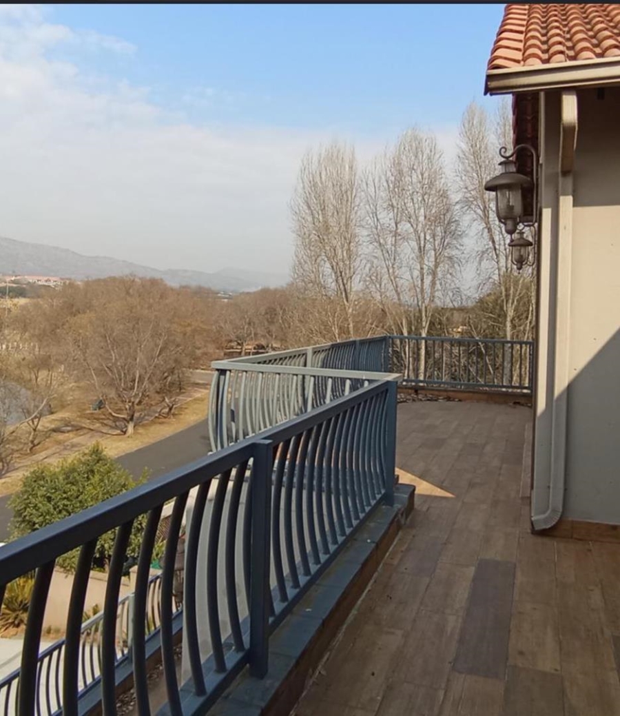 5 Bedroom Property for Sale in Xanadu Eco Park North West